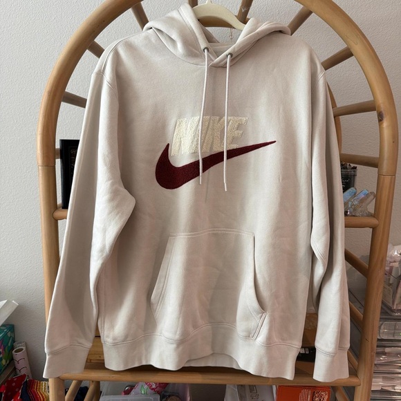 Nike Cream Hoodie - Picture 3 of 4